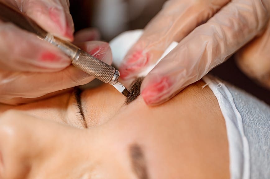 Japanese Method Of Drawing On Eyebrows Nanoblading Top Up Session